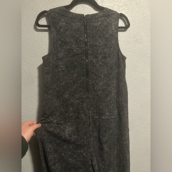 Athleta Topanga Printed Jumpsuit in Viper Black Size XS Lightweight Pockets - Picture 12 of 14